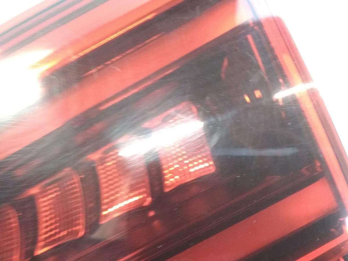Seat Alhambra 7N original R&uuml;ckleuchte Heckleuchte innen rechts LED Modell 2016