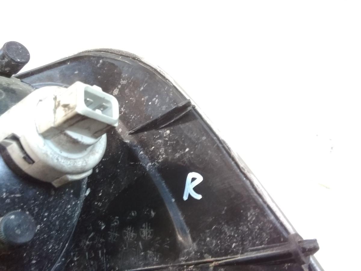 Volvo S40 V40 Blinker Blinkleuchte vorn rechts schwarz Facelift BJ2001