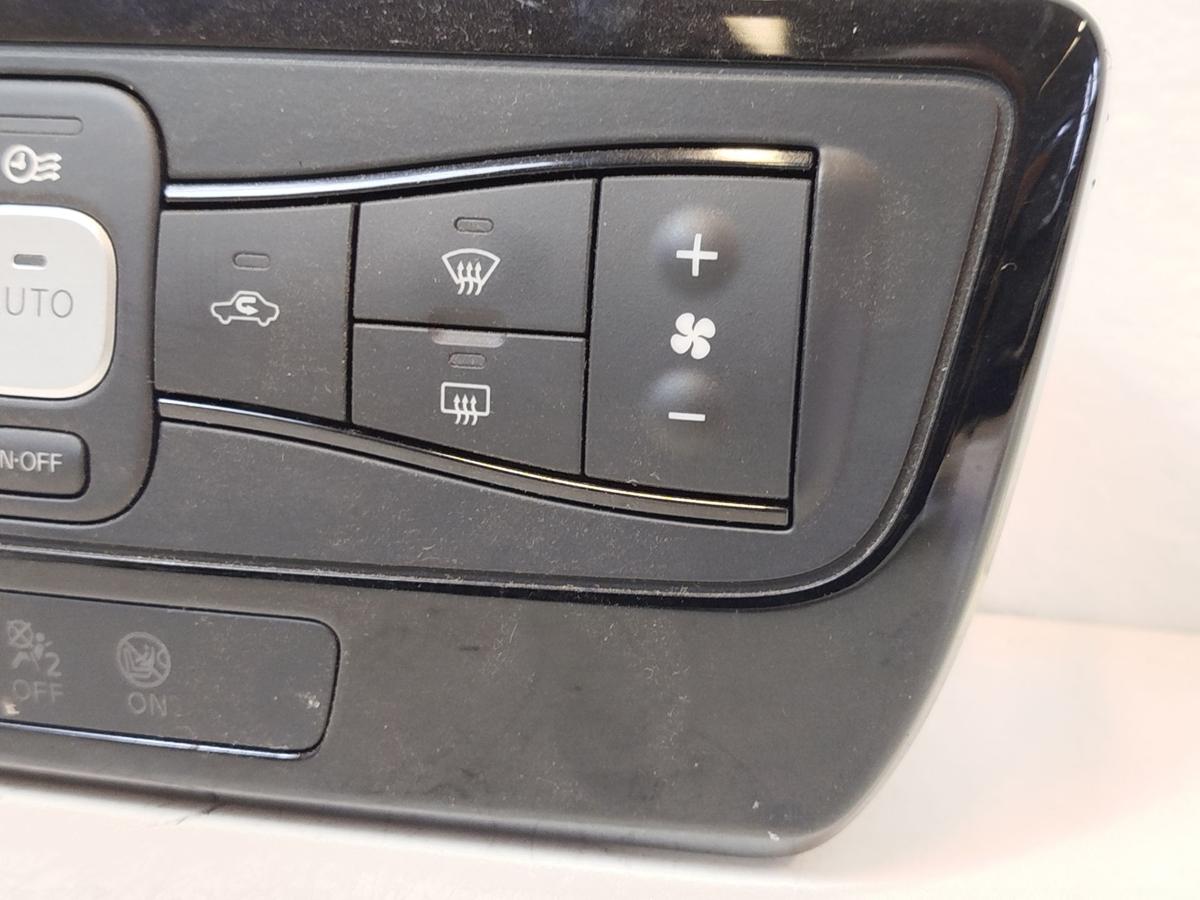 Nissan Leaf ZE1 40kWh Klimabedienteil Heizungsregulierung Klimaautomatik