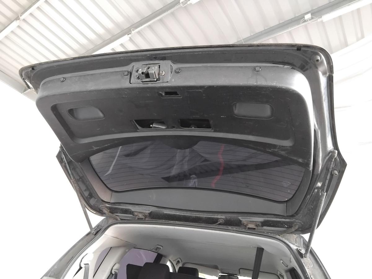 Toyota Corolla Verso II AUR10 Heckklappe mit Scheibe BJ2006 209 night sky black perleffekt