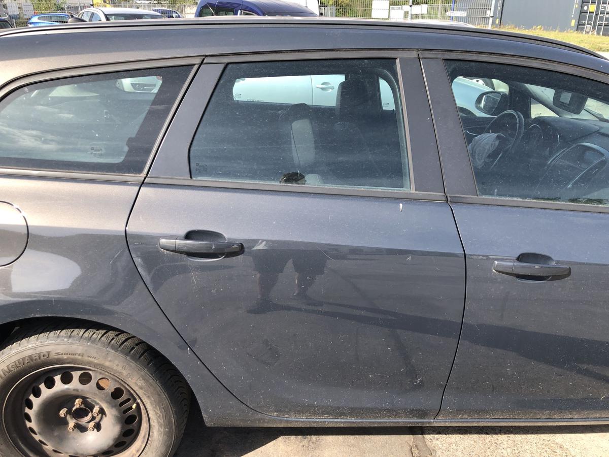 Opel Astra J Caravan T&uuml;r hinten rechts Kombi Caravan Rohbau Z190 Phantom Grey