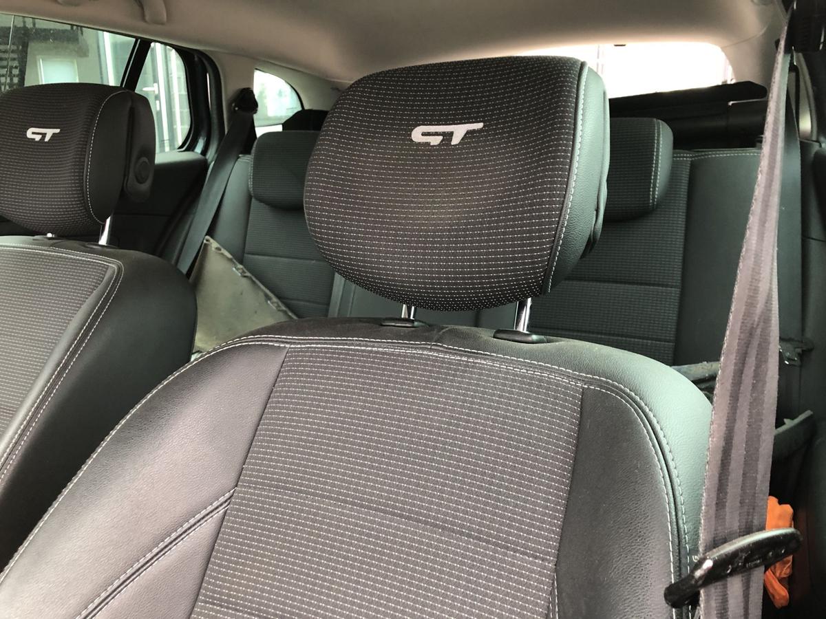 Renault Megane 3 III Grandtour Sitz vorn links Fahrersitz Kunstleder GT Logo