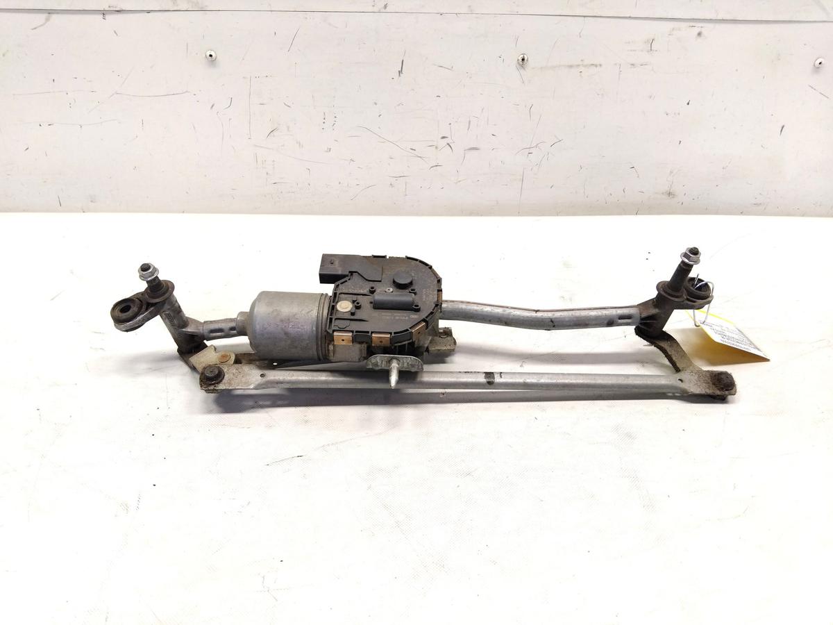 Audi A3 8P original Wischermotor mit Wischergest&auml;nge vorn BJ2010