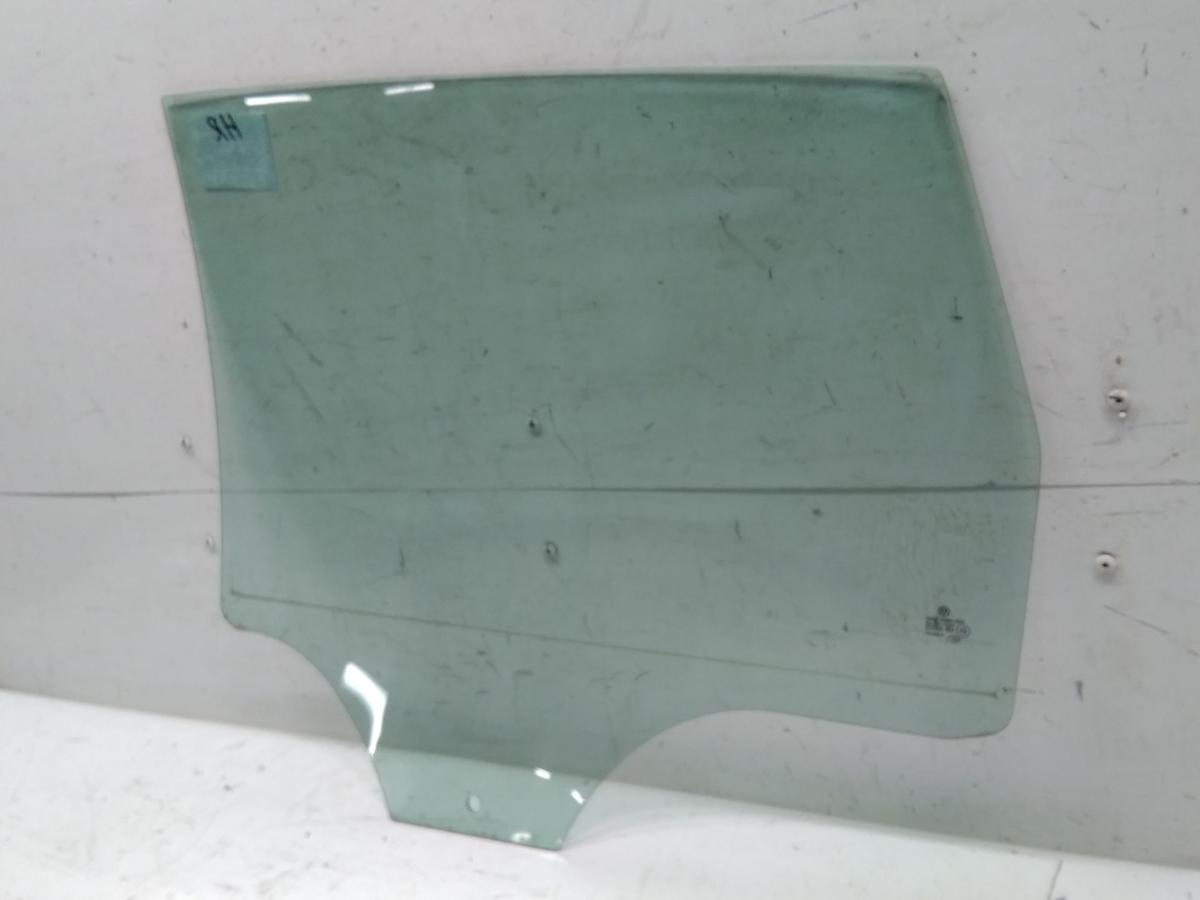 VW Polo 9N3 original T&uuml;rscheibe hinten rechts 5-t&uuml;rig gr&uuml;ncolor BJ2005