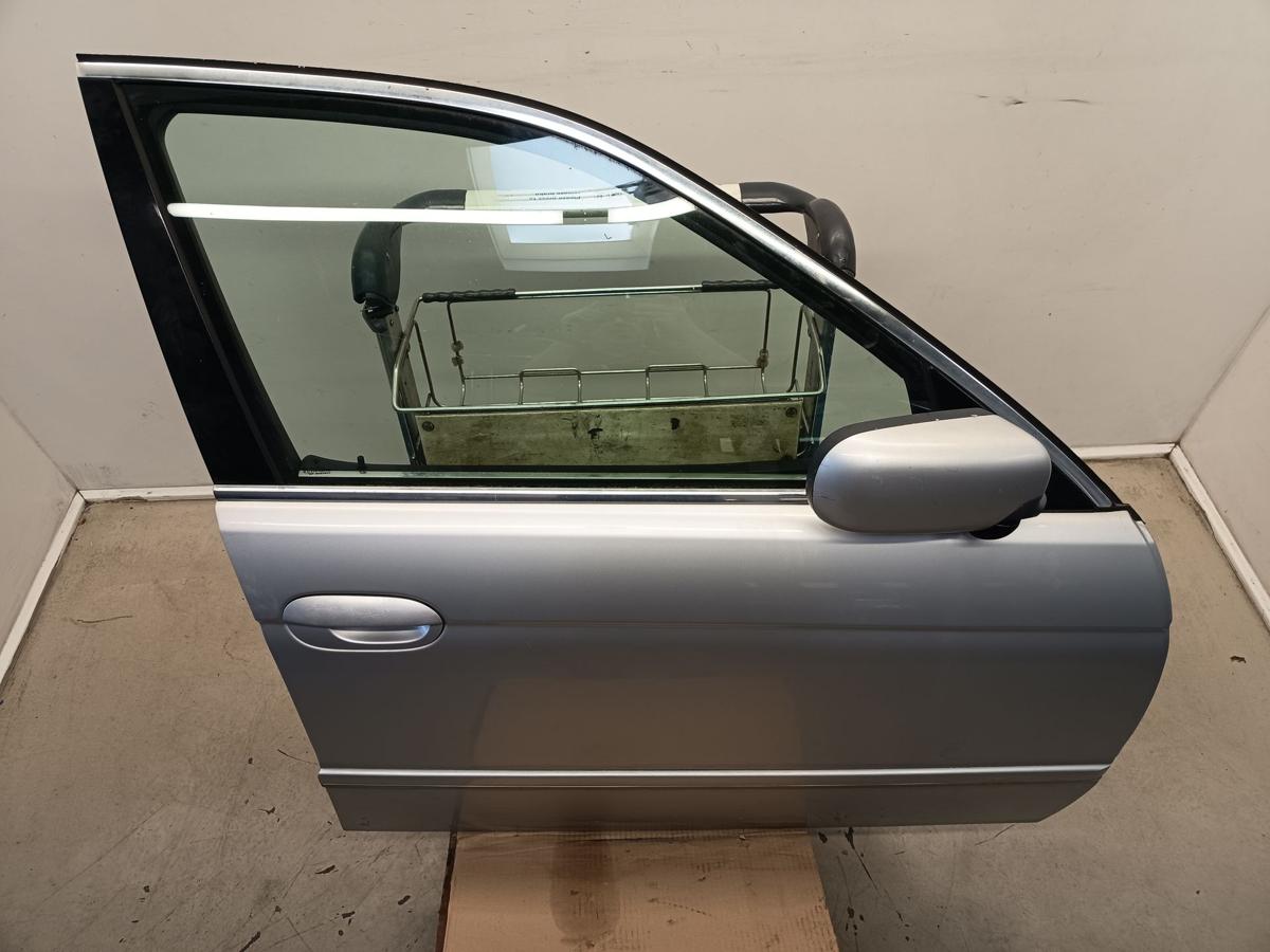 BMW E39 original T&uuml;r vorne rechts 354 Titansilber Baujahr 2001