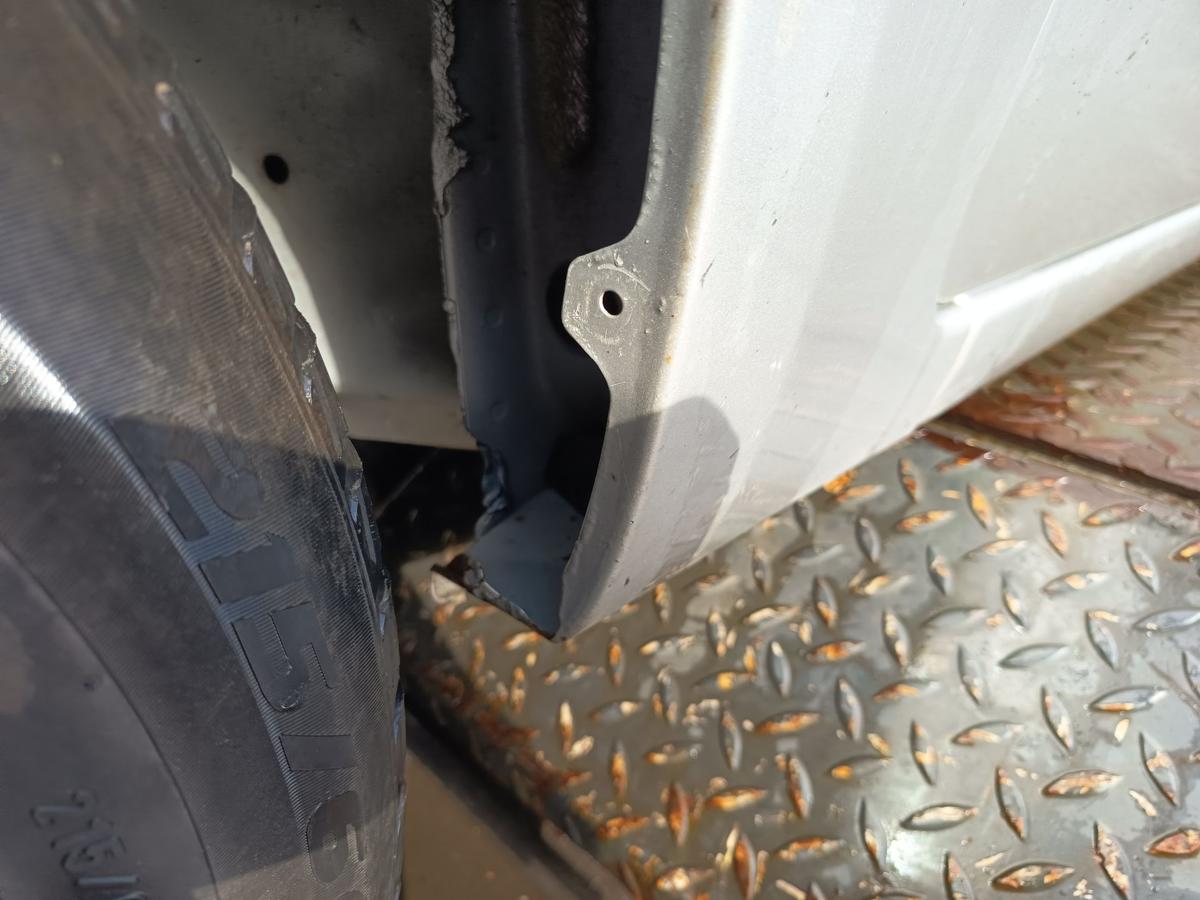 Ford S-Max I original Kotfl&uuml;gel links Seitenteil Kristallsilber Bj 2007