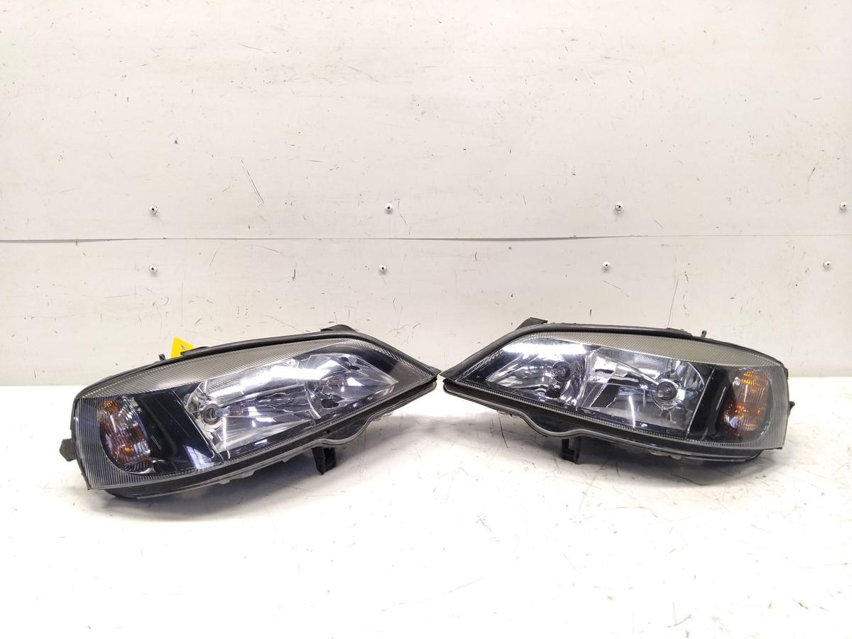 Opel Astra G Satz Scheinwerfer schwarz mit LWR Bj.2000