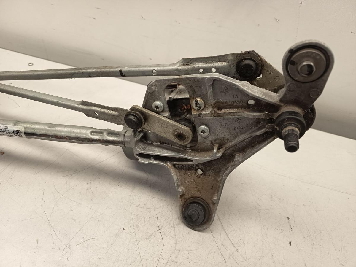 Tesla Model 3 original Wischergest&auml;nge 1076725CNF Baujahr 2021