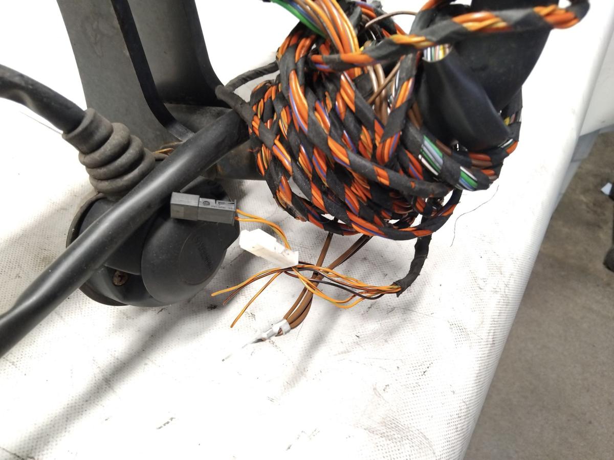 Seat Alhambra 7N Anh&auml;ngerkupplung starr Hersteller Westfalia Bj.2015