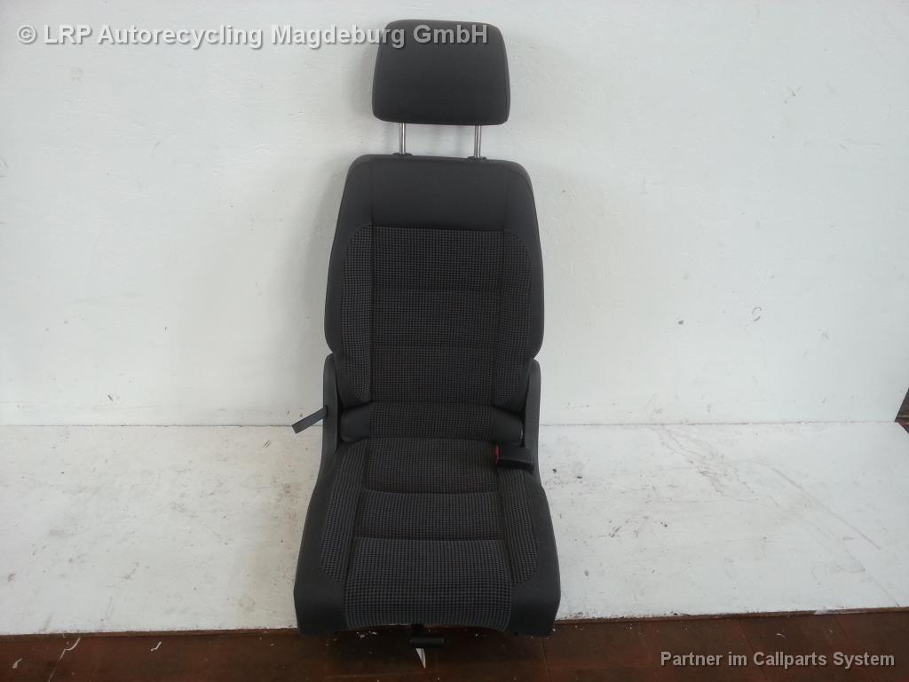 VW Touran 1T Bj.04 Einzelsitz Mitte rechts 2. Reihe 1T0883085D Sitz hinten