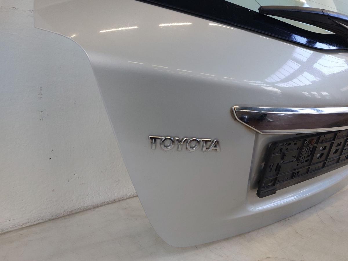 Toyota Yaris XP13 Heckklappe mit Heckscheibe 5 t&uuml;rer silbermetallic 1F7