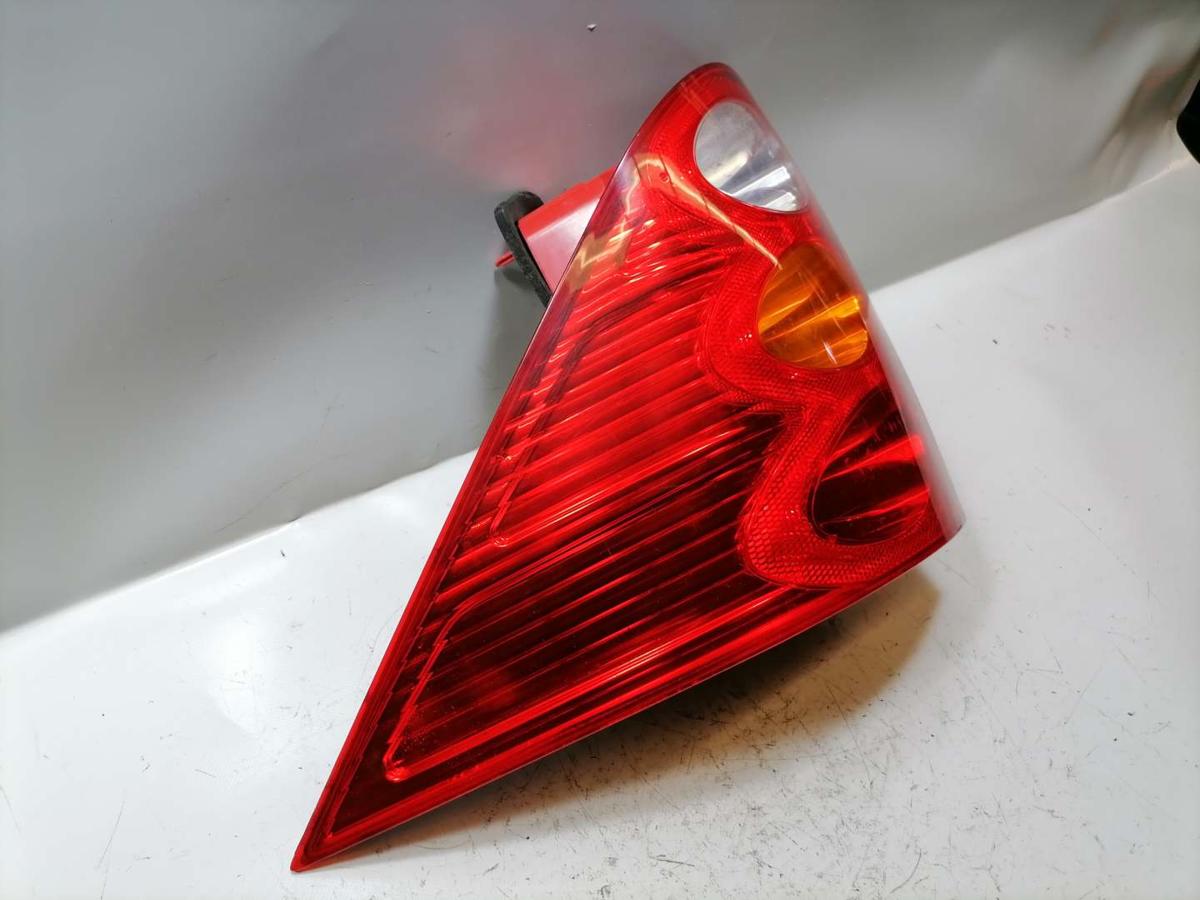 Peugeot 1007 original R&uuml;cklicht R&uuml;ckleuchte Schlussleuchte rechts Bj.2005