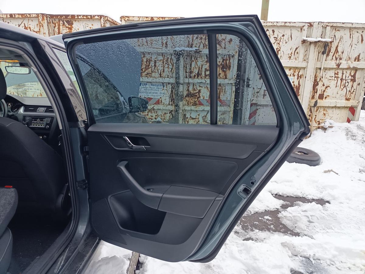 Skoda Rapid Spaceback orig T&uuml;r hinten rechts LF7Y grau Baujahr 2016