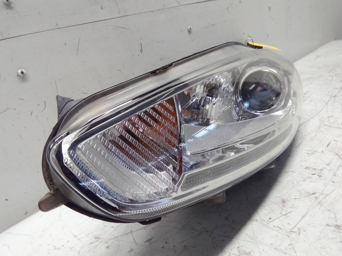 Fiesta JA8 Facelift Scheinwerfer links mit LED Tagfahrlicht besch&auml;digt BJ2016