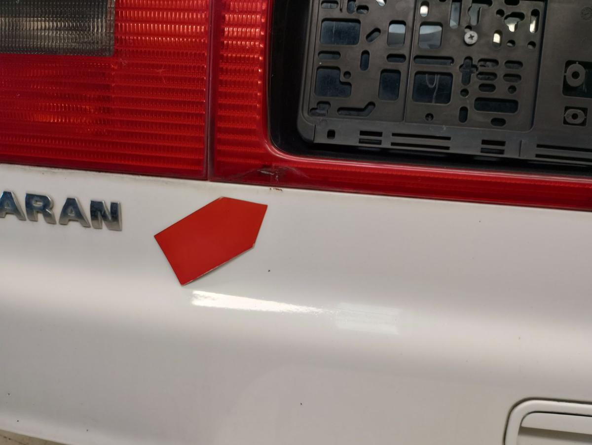 VW Sharan orig Heckklappe mit Scheibe LA9B Schneeweiß Bj 2003