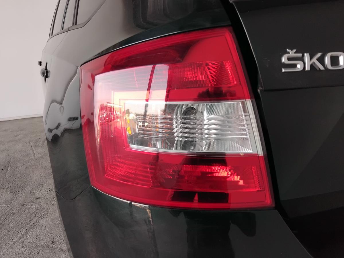 Skoda Rapid NH Spaceback original R&uuml;ckleuchte Heckleuchte links BJ2013