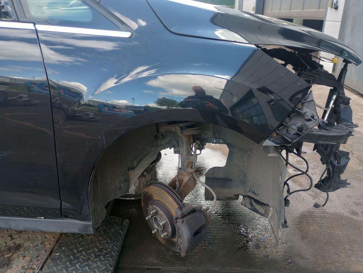 Ford Grand C-Max II orig Kotflügel rechts Schwarz Bj 2012