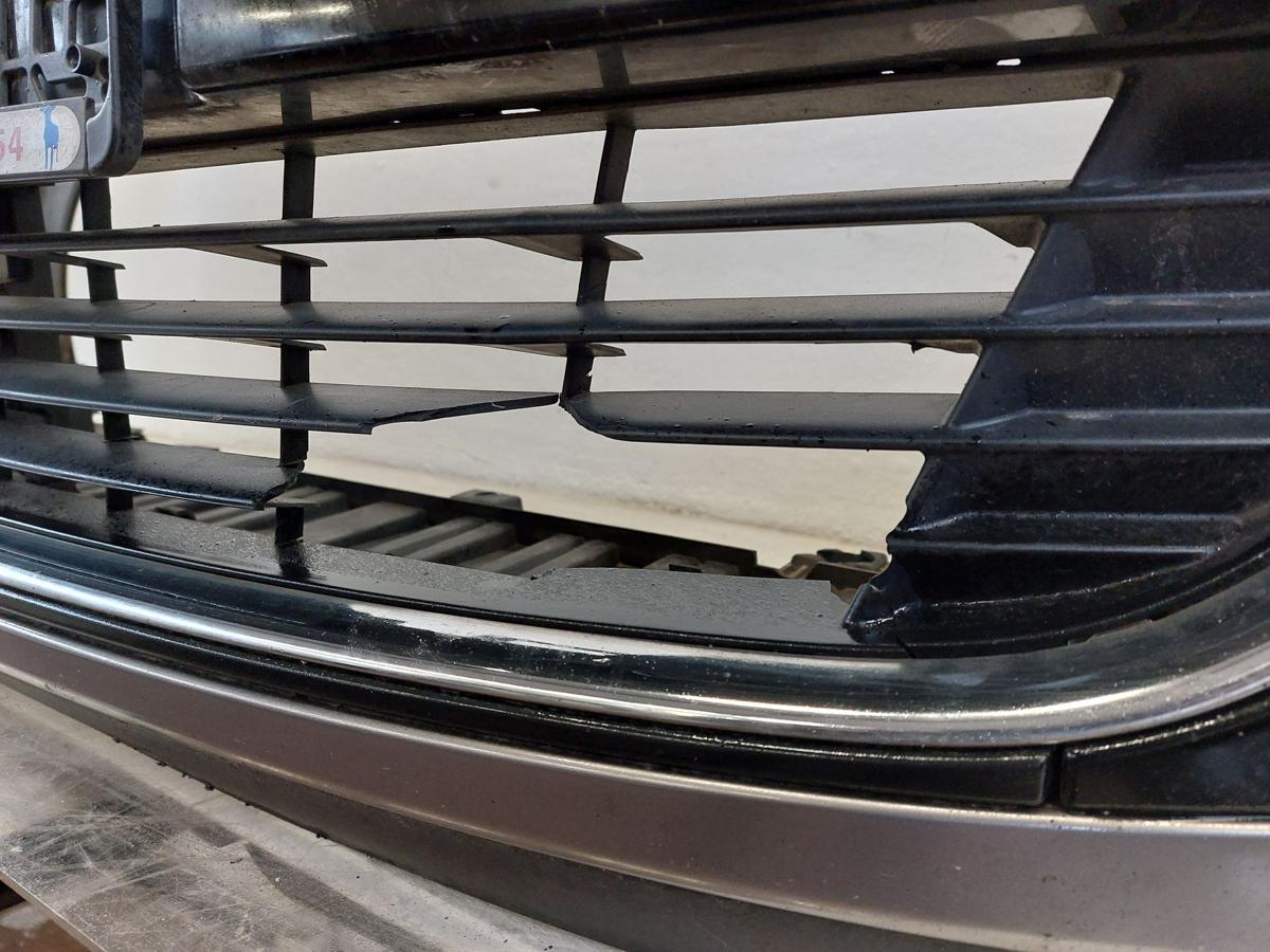 Renault Megane III 3 Sto&szlig;f&auml;nger vorn Nebel 2012 bis 2014 Frontsch&uuml;rze Schaden