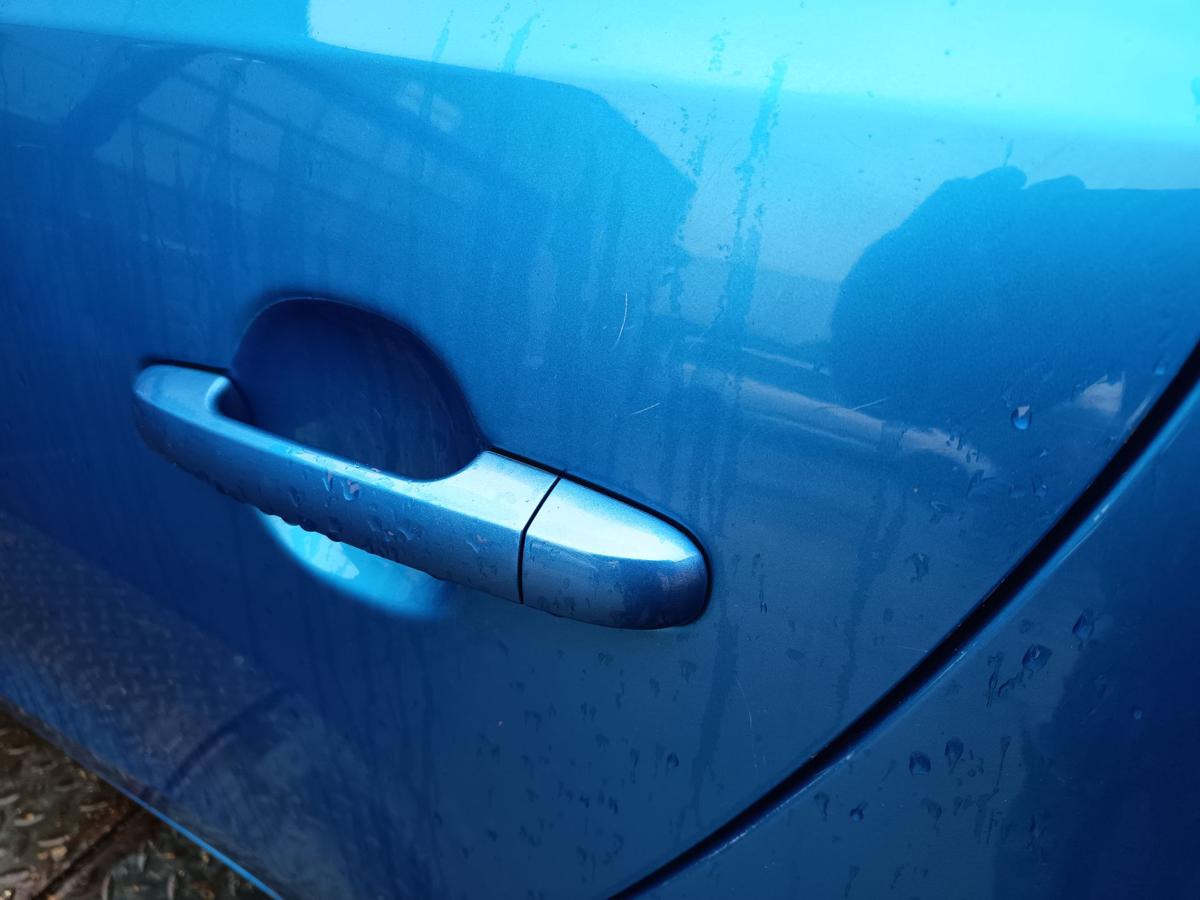 Hyundai i30cw FD original T&uuml;r hinten links Fond BV Vivid blue Bj 2010