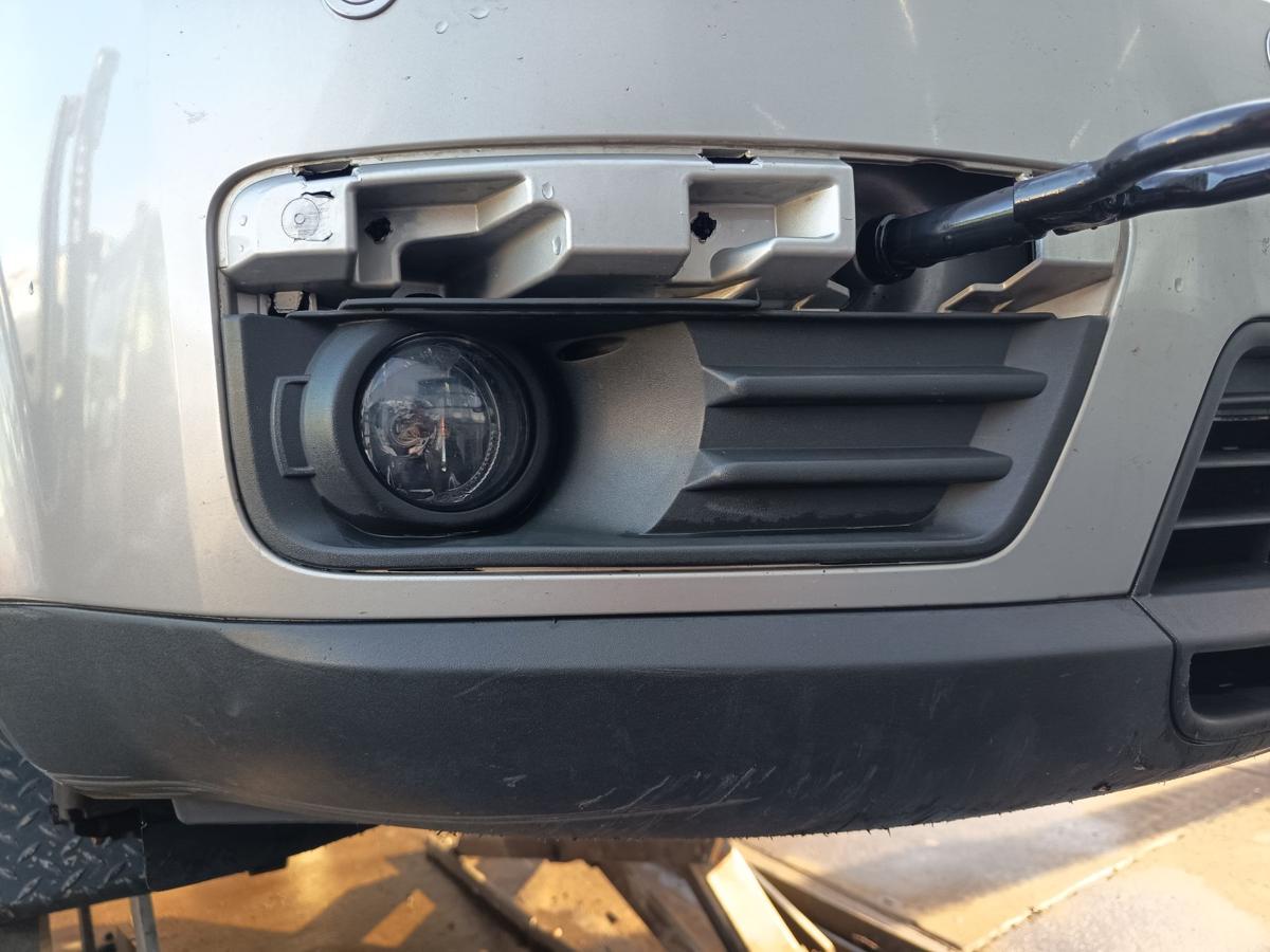 Ford Focus C-Max original Sto&szlig;stange F&auml;nger vorn/Front Polarsilber Bj 2006