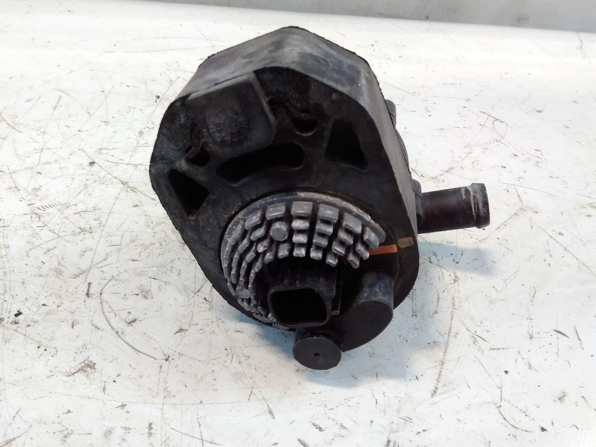 Tesla Model S P85D original K&uuml;hlwasserpumpe 6007367-00-C BJ2014