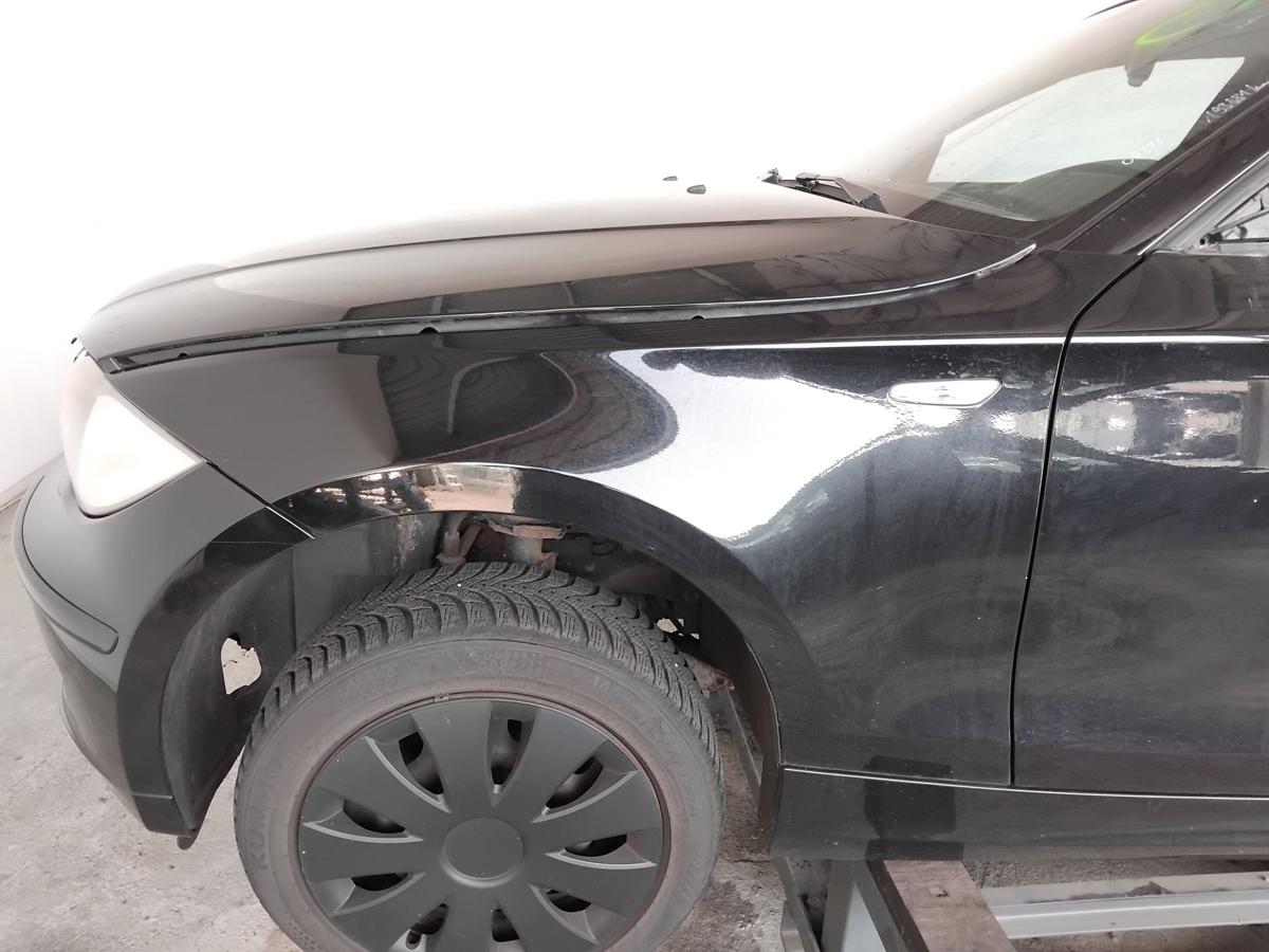 BMW 1er E81 E87 original Kotfl&uuml;gel vorn links 668 SCHWARZ II BJ2008