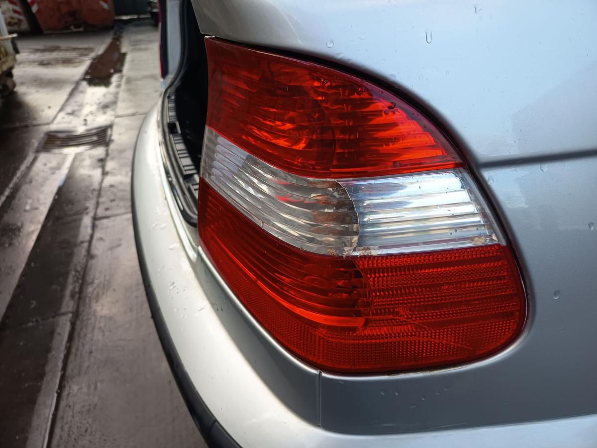 BMW E46 Limo original R&uuml;ckleuchte links Heck Schluss Licht Bj 2003