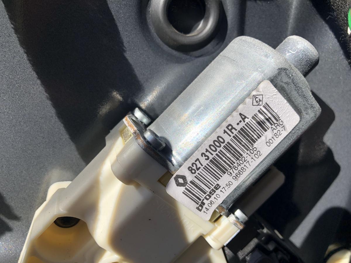 Renault Laguna III Grandtour original Fensterhebermotor hinten links Bj 2010