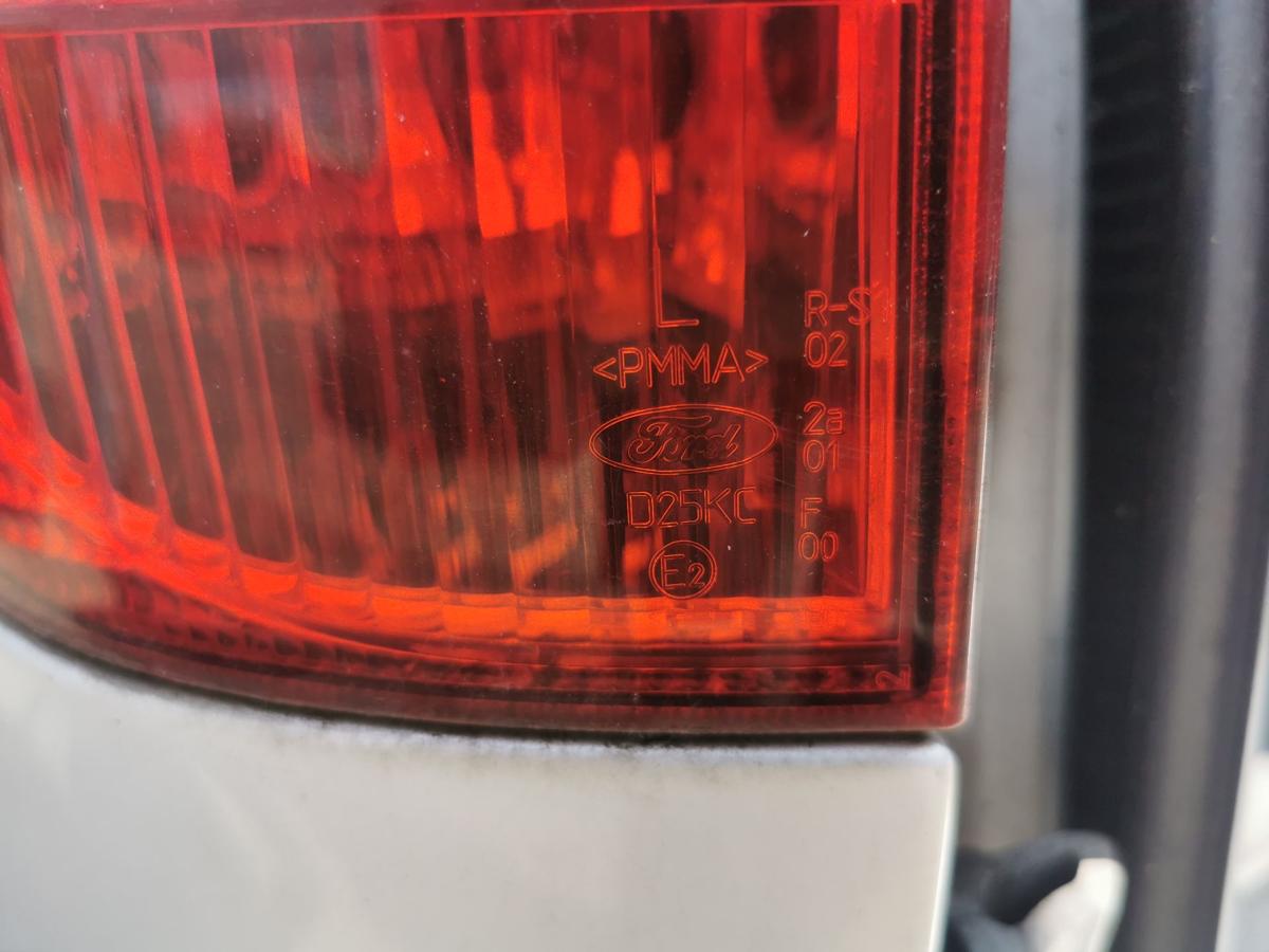 Ford Fusion JU2 Rückleuchte Schlussleuchte Rücklicht Lampe hinten links bis 05