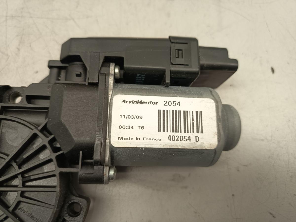 Kia cee&acute;d ED original Fensterhebermotor vorn rechts Beifahrer Bj 2009