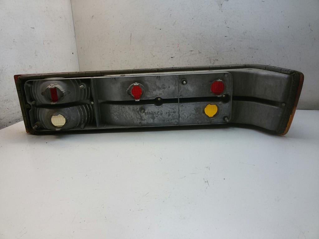 Rueckleuchte Rechts 6054993 NICHT ZUTREFFEND Ford Granada Lim Ab 09/77 BJ: 1982