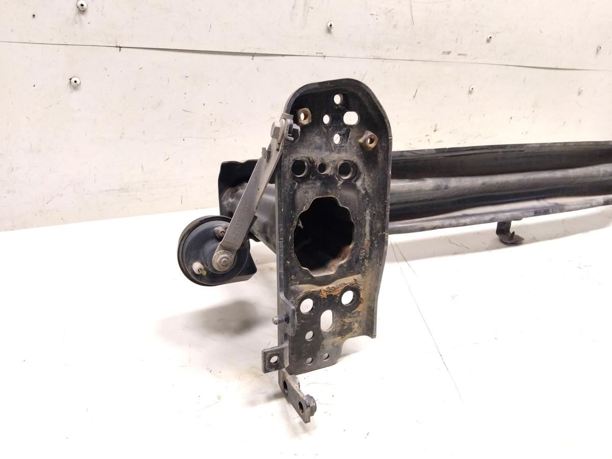 VW Touareg 2 7P original Tr&auml;ger Verst&auml;rkung Sto&szlig;f&auml;nger vorn 7P0807109D Bj.2013