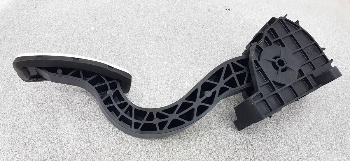 Tesla Model X Gaspedal Gaspedalsensor Bj2022 G2207V0292