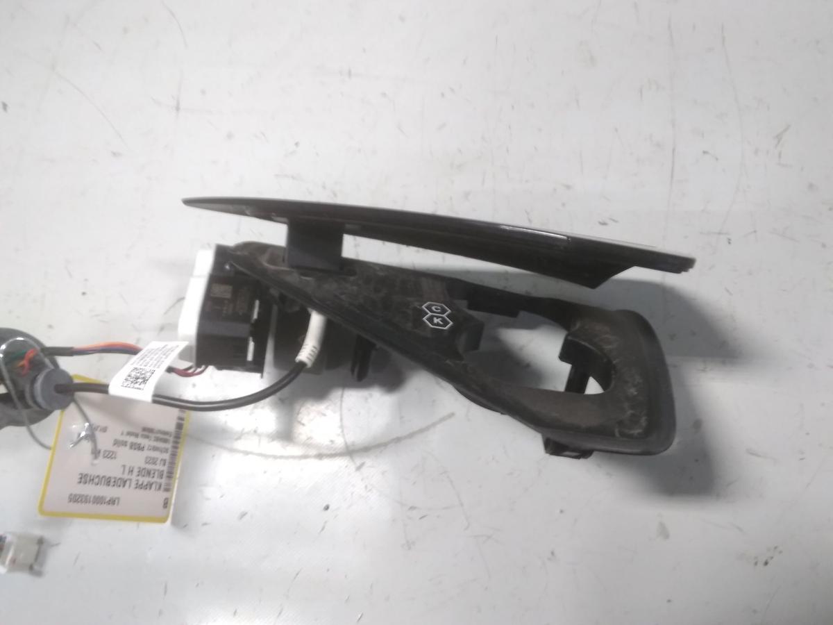 Tesla Model Y original Ladeklappe Blende Reflektor Seitenteil links Bj.2023