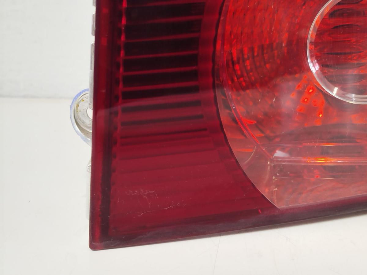 VW Touran 1T R&uuml;ckleuchte rechts R&uuml;cklicht Heckleuchte Facelift Hella