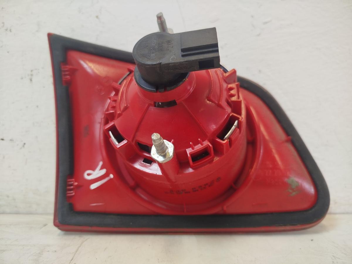 VW Passat 3C B6 R&uuml;ckleuchte innen rechts Heckklappenteil Variant Kombi OEM