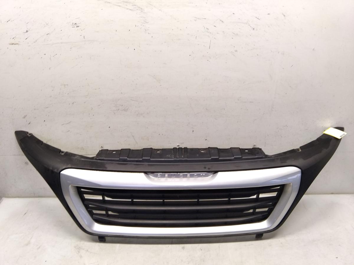Peugeot Boxer 3 Typ 250 Facelift original K&uuml;hlergrill mit Rahmen Bj.2017