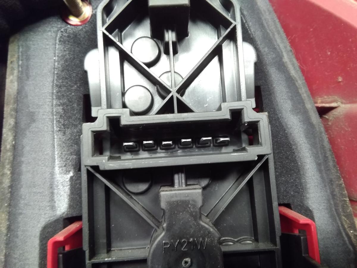 Mercedes C-Klasse T-Modell S203 original Rückleuchte Heckleuchte links Bj.2002