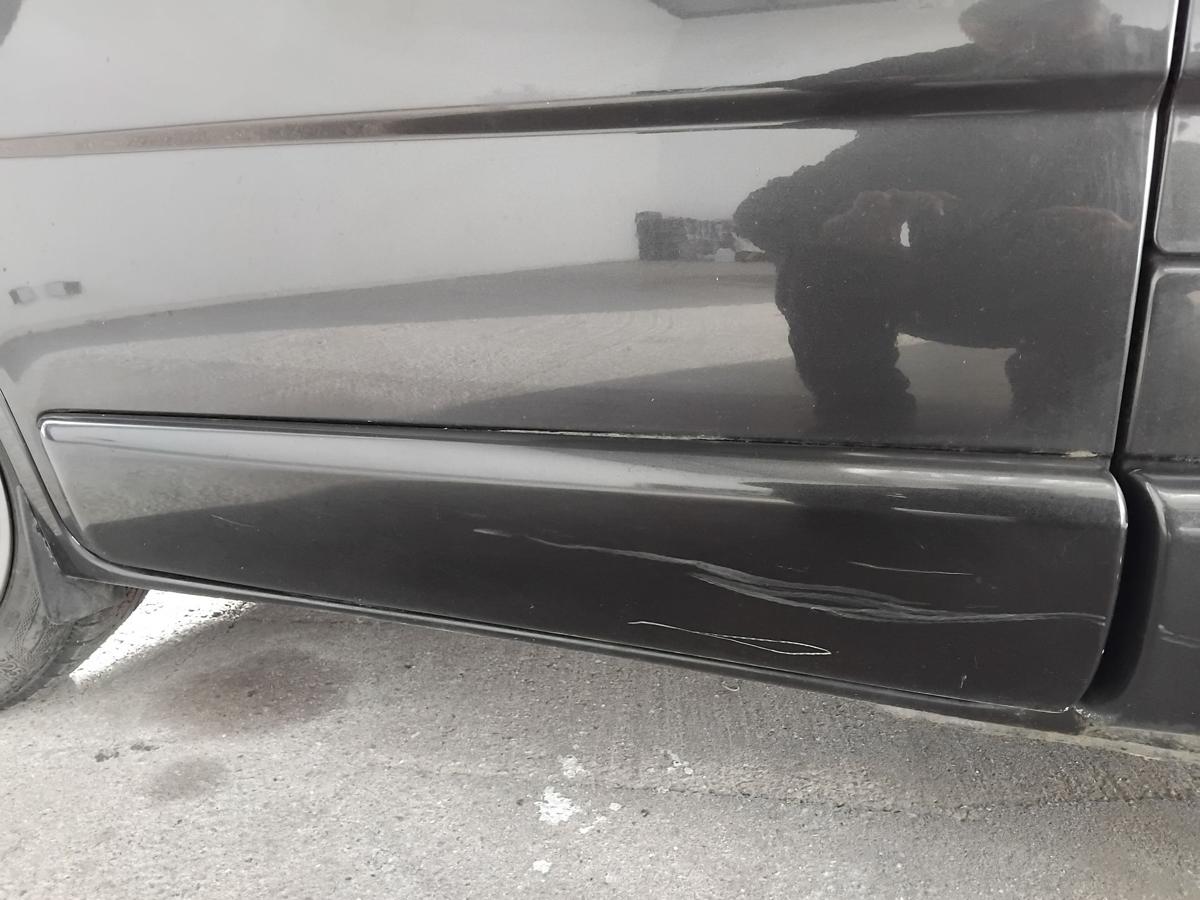 Opel Vivaro A Tür vorn links Fahrertür mitternachtschwarzmetallic L298 BJ2003