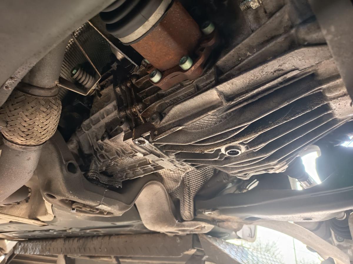 Audi A4 B6 original 5 Gang Schaltgetriebe GBM f&uuml;r Frontantrieb Bj 2003