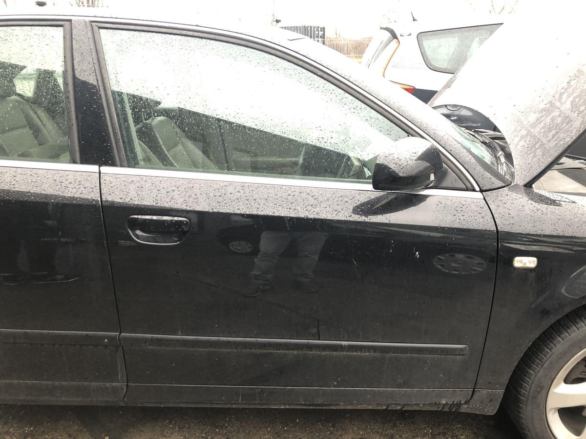 Audi A4 8E B6 Limo Tür vorne rechts Beifahrertür Rohbau LZ9W Ebonyschwarz