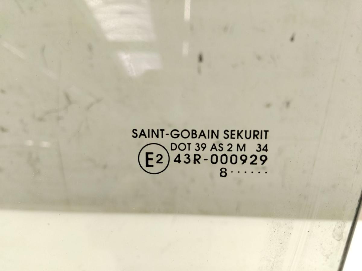 Peugeot 807 T&uuml;rscheibe vorn links gr&uuml;ncolor Bj.2008