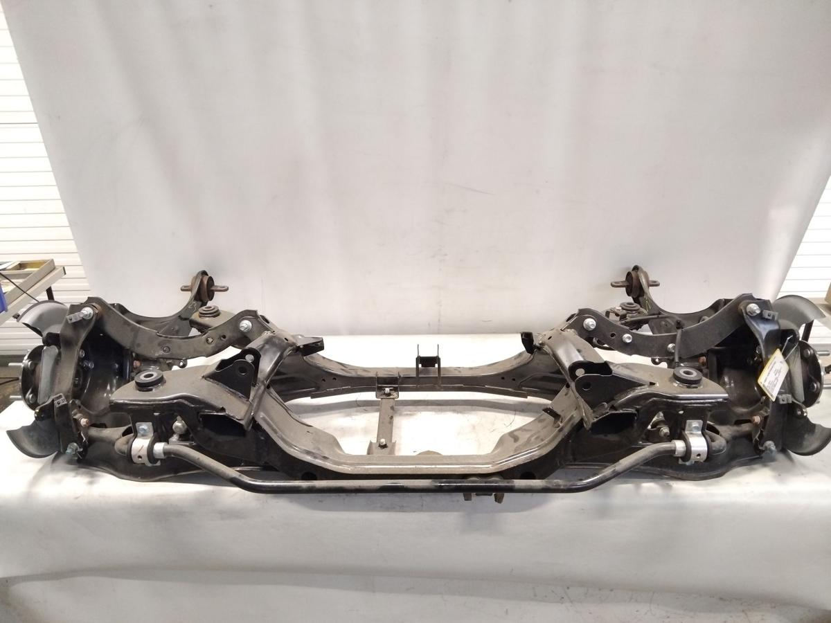 Mitsubishi Eclipse Cross original Achse Hinterachse Achsschenkel hinten