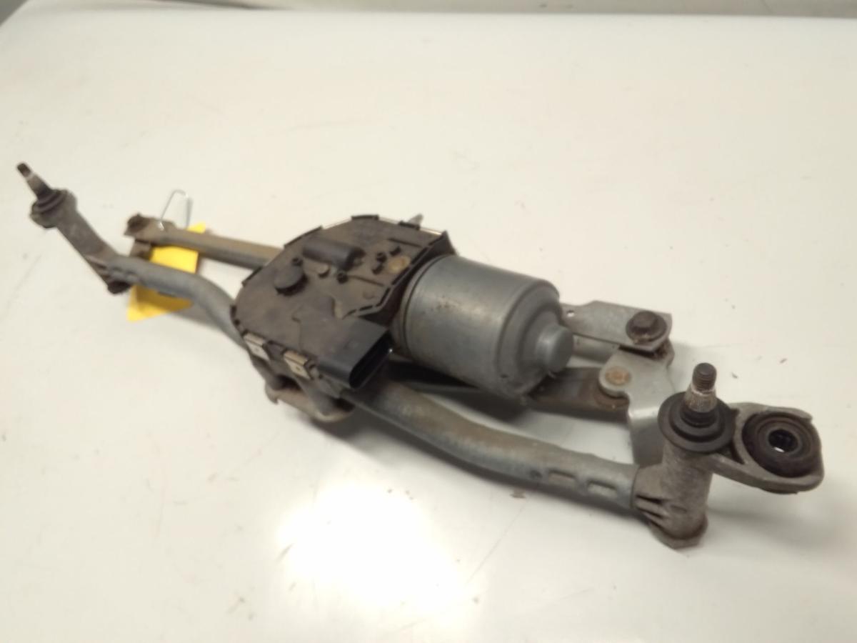 Audi A3 8P orig Wischermotor mit Gest&auml;nge vorn Bosch 8P1955119E 8P1955023K BJ07