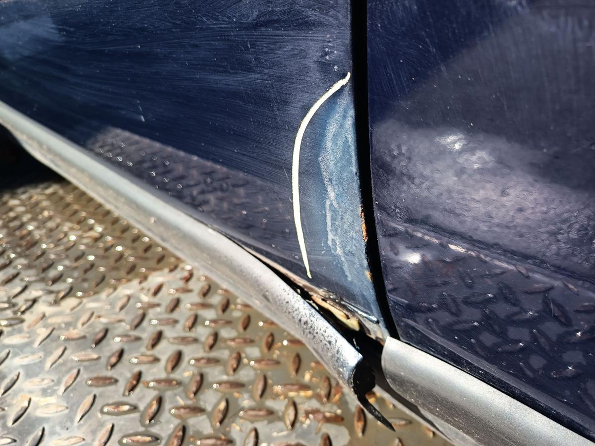 Audi 80 B4 8C original Tür vorn links Fahrer Y5K Brilliantblau Bj 1994