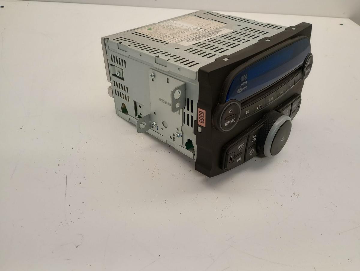 Chevrolet Spark M300 Bj 2010 orig Autoradio Radio MP3 CD /95986359