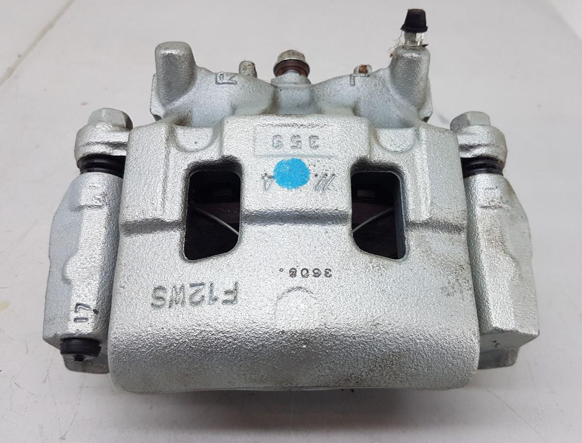 Mitsubishi Eclipse Cross Bremssattel vorn links Bj2023 2,4 72kw 4WD Allrad