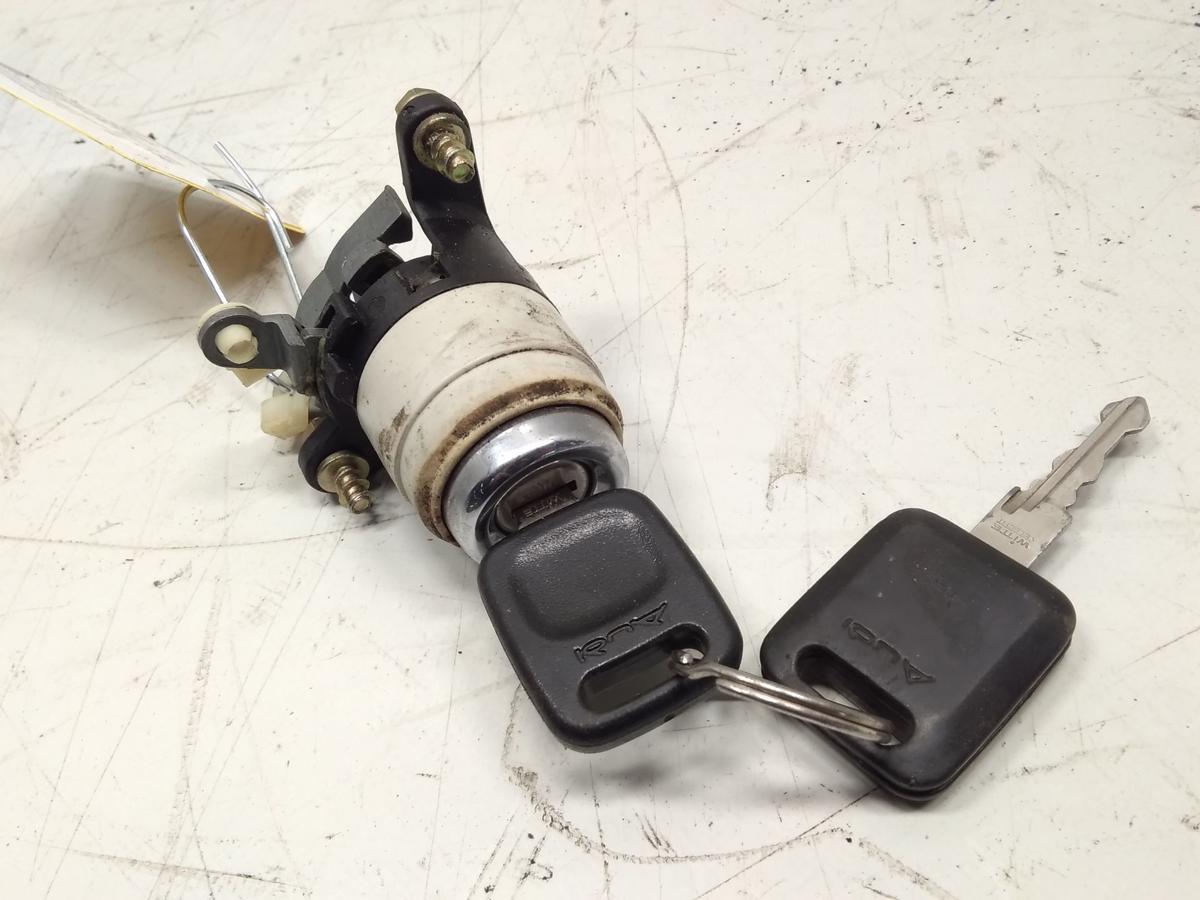 Audi 80 B3 Typ 89 original Schlie&szlig;zylinder Heckklappe mit Schl&uuml;ssel Bj.1989