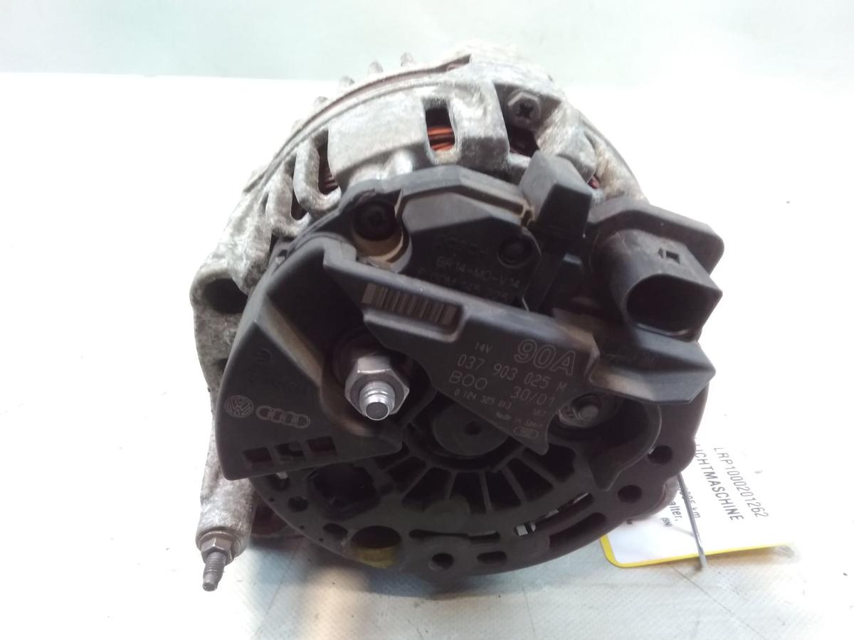 VW Polo 9N1 original Lichtmaschine Generator 90A 037903025M Bosch BJ2001