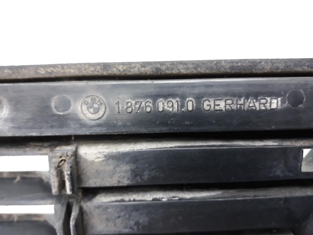 BMW 3er E30 51131876091 Blende Scheinwerfer links BJ1992